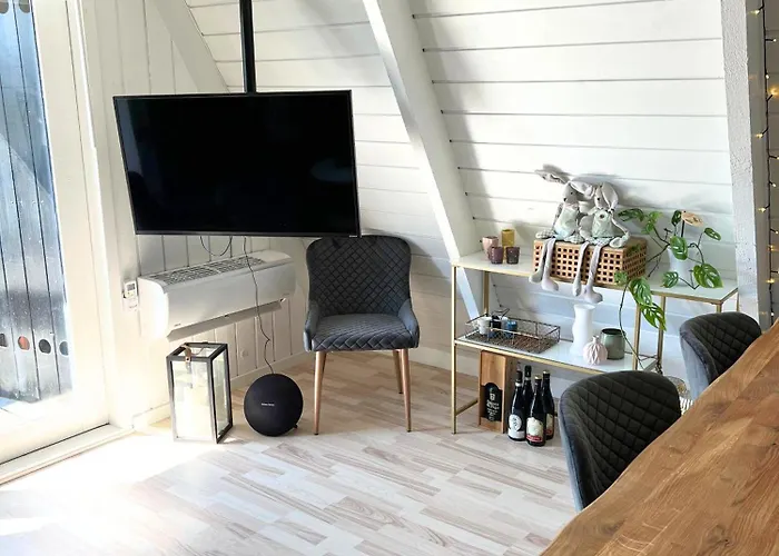 Hyggeligt Golfhus I Himmerland *